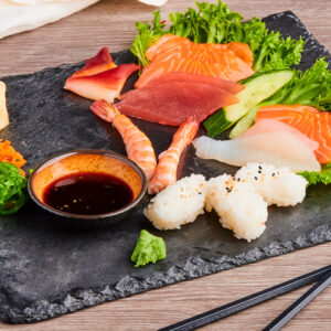 17. Sashimi m/ponzosaus 15 skiver