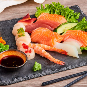 19. Sashimi m/ponzosaus 25 skiver
