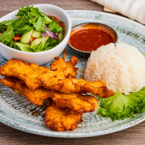 65. Kylling satay